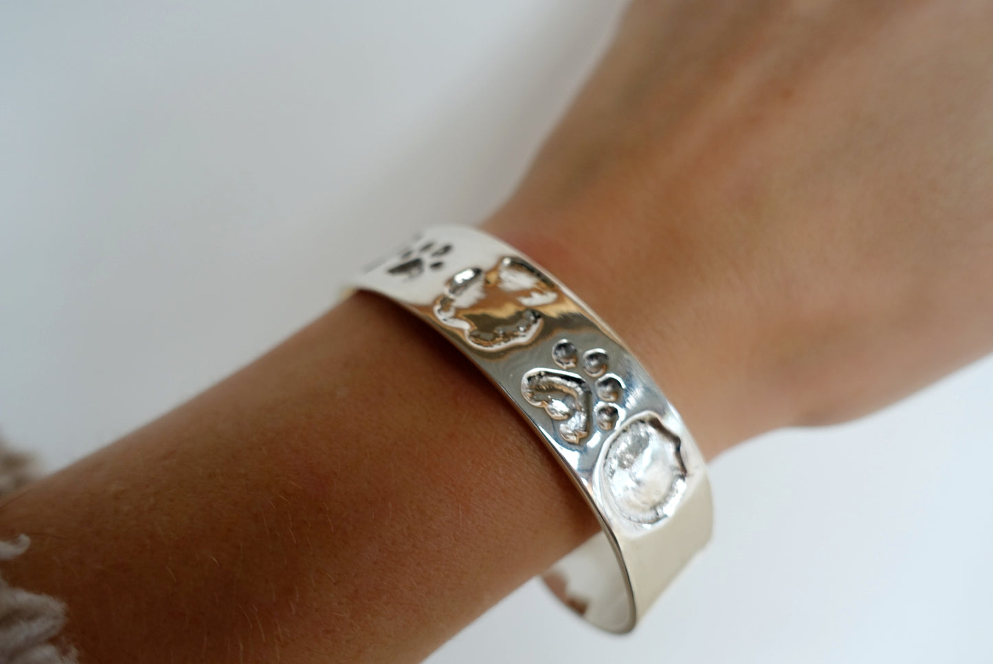 Big 5 Bangle (L)