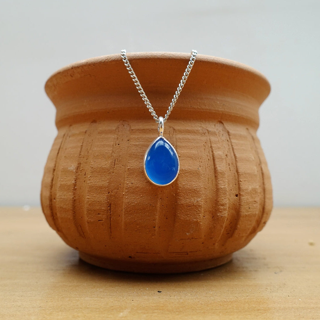 Blue Agate (Teardrop) Gemstone Necklace
