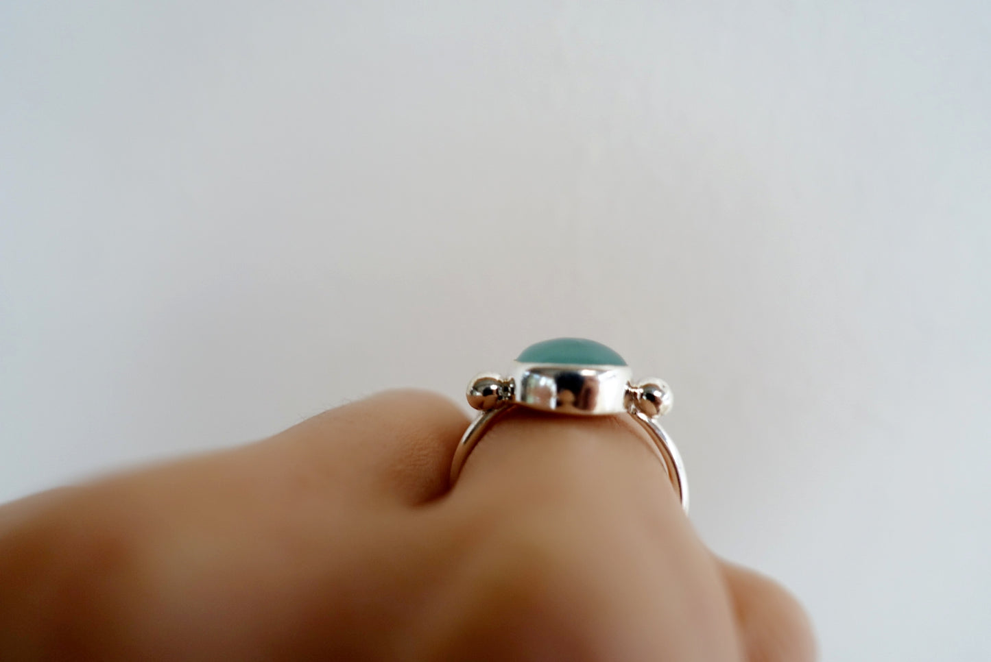 Speckled Stone Ring 1 - Blue Chalcedony (round)