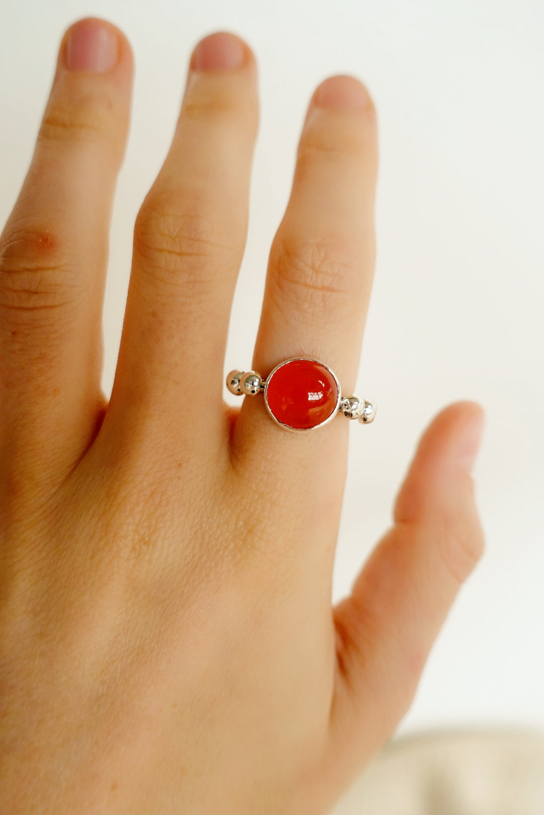 Speckled Stone Ring 2 - Carnelian (round)