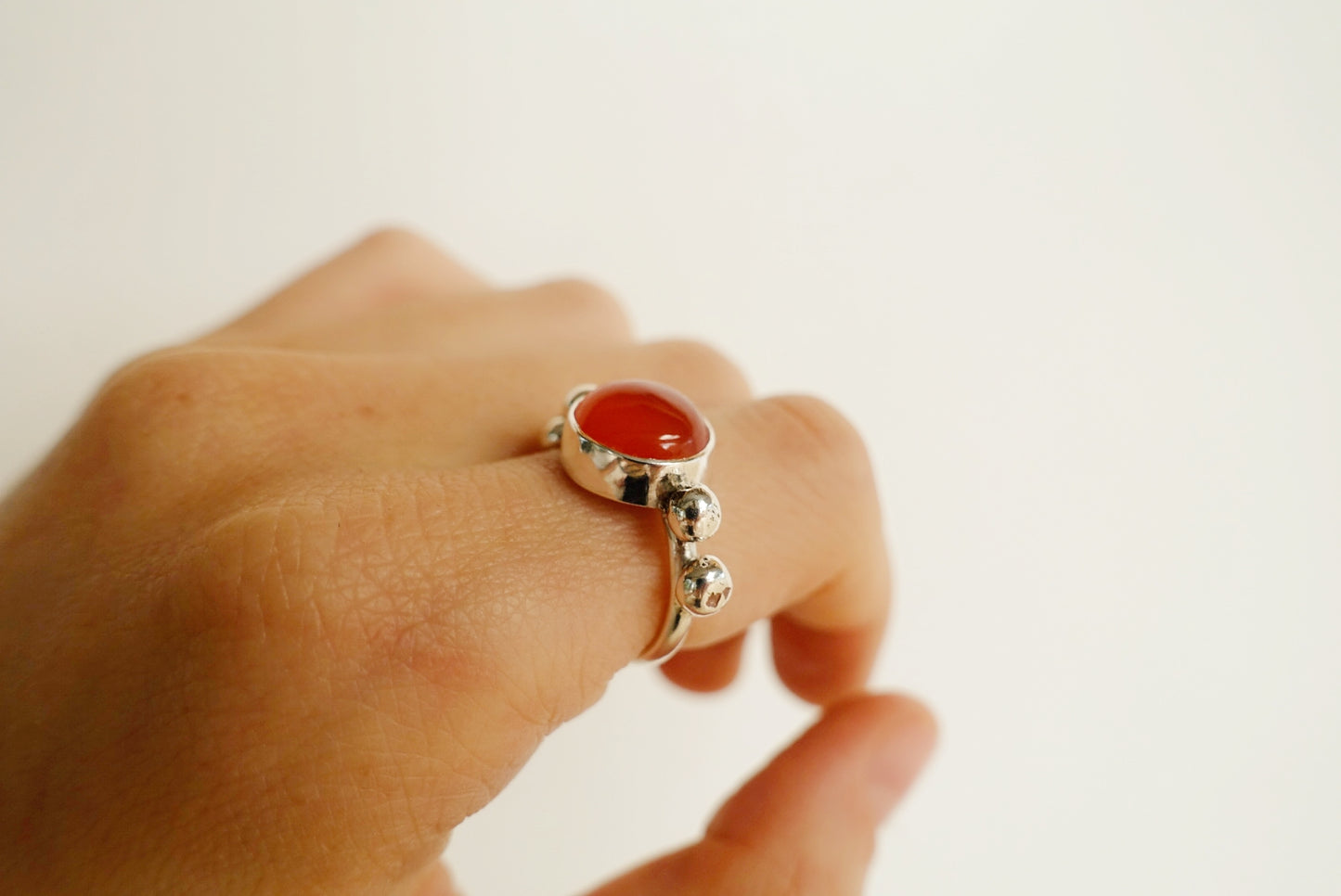 Speckled Stone Ring 2 - Carnelian (round)