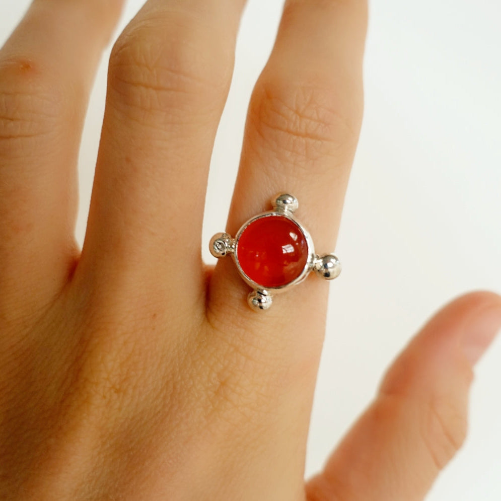 Speckled Stone Ring 3 - Carnelian (round)