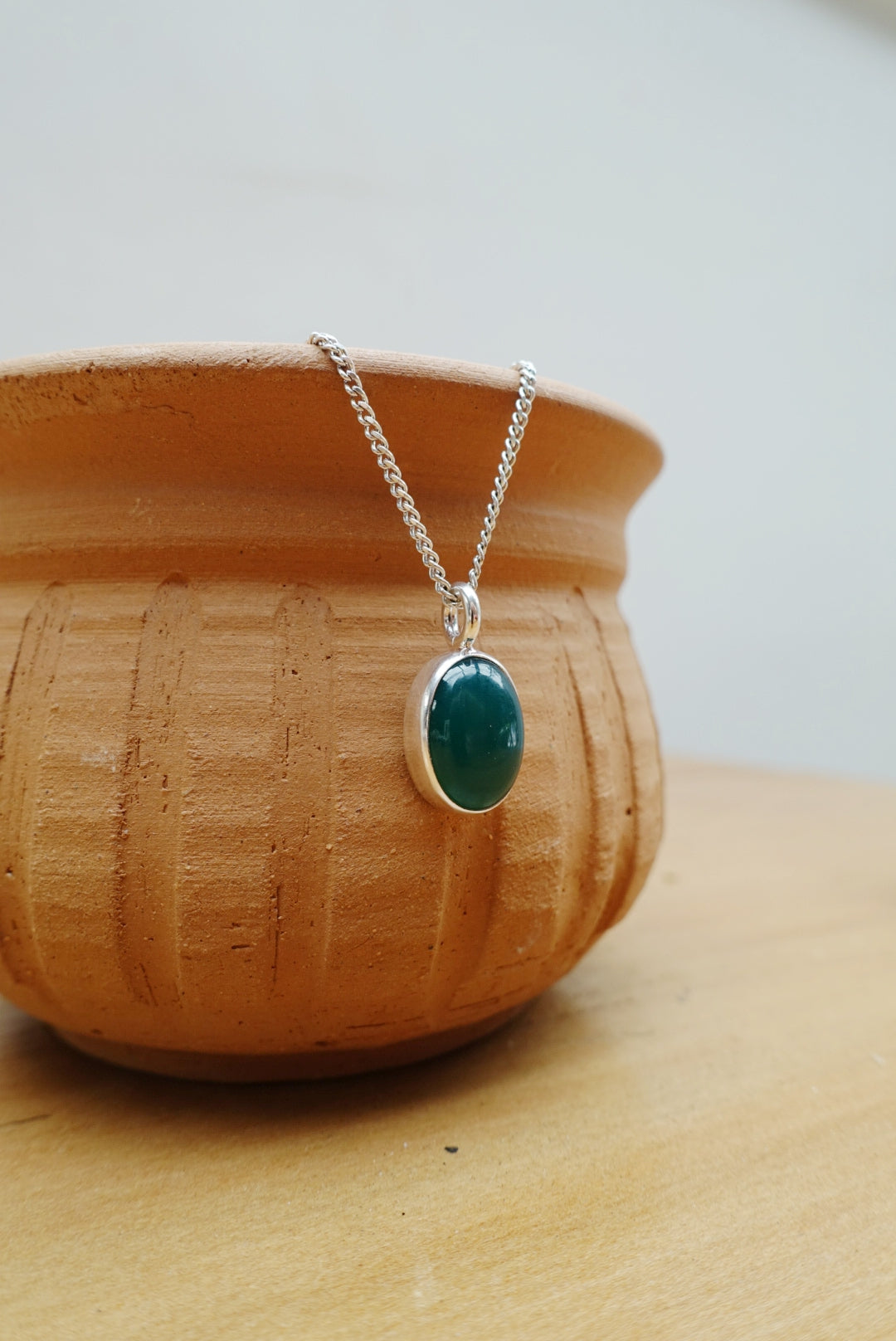 Green Onyx (Oval) Gemstone Necklace