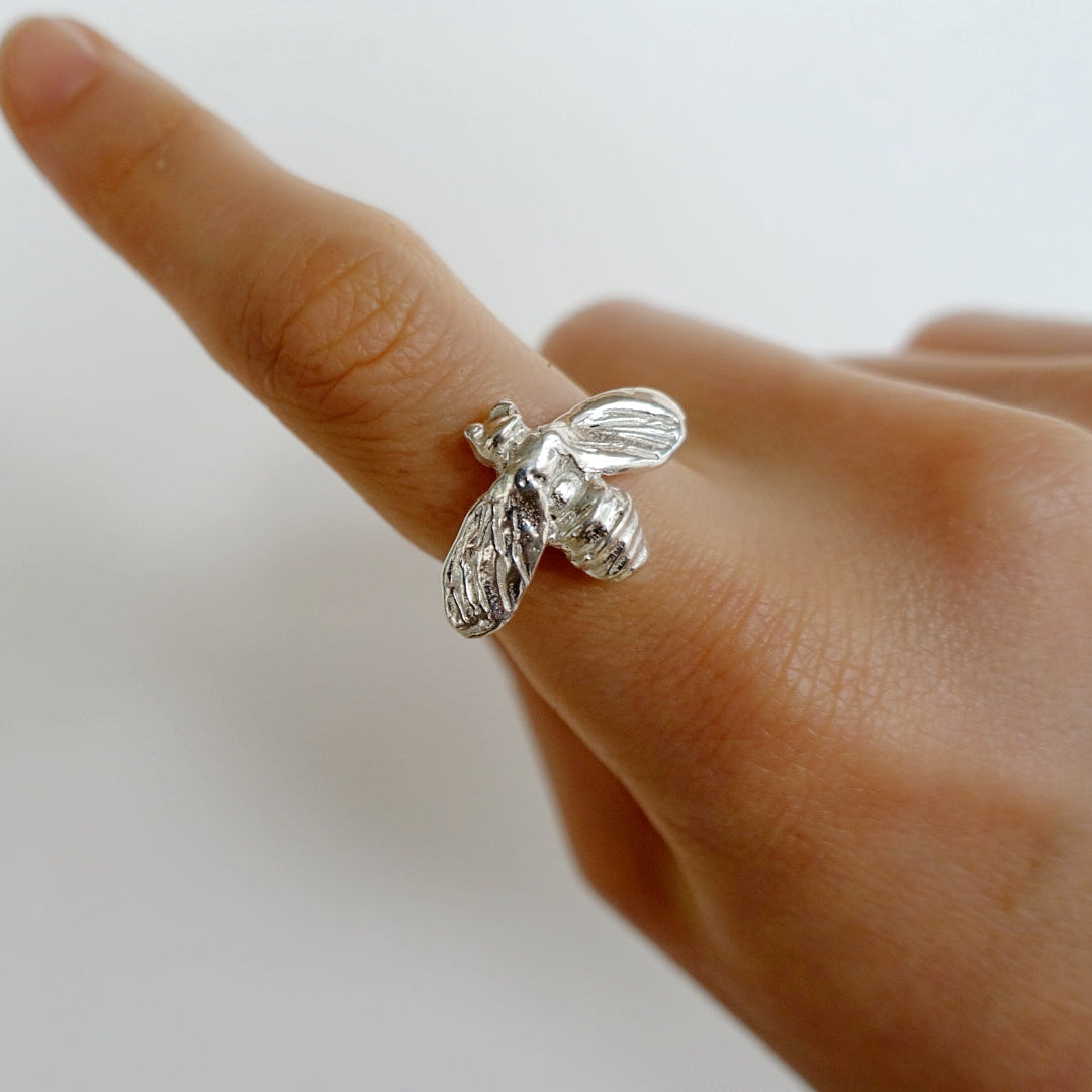Honeybee Ring