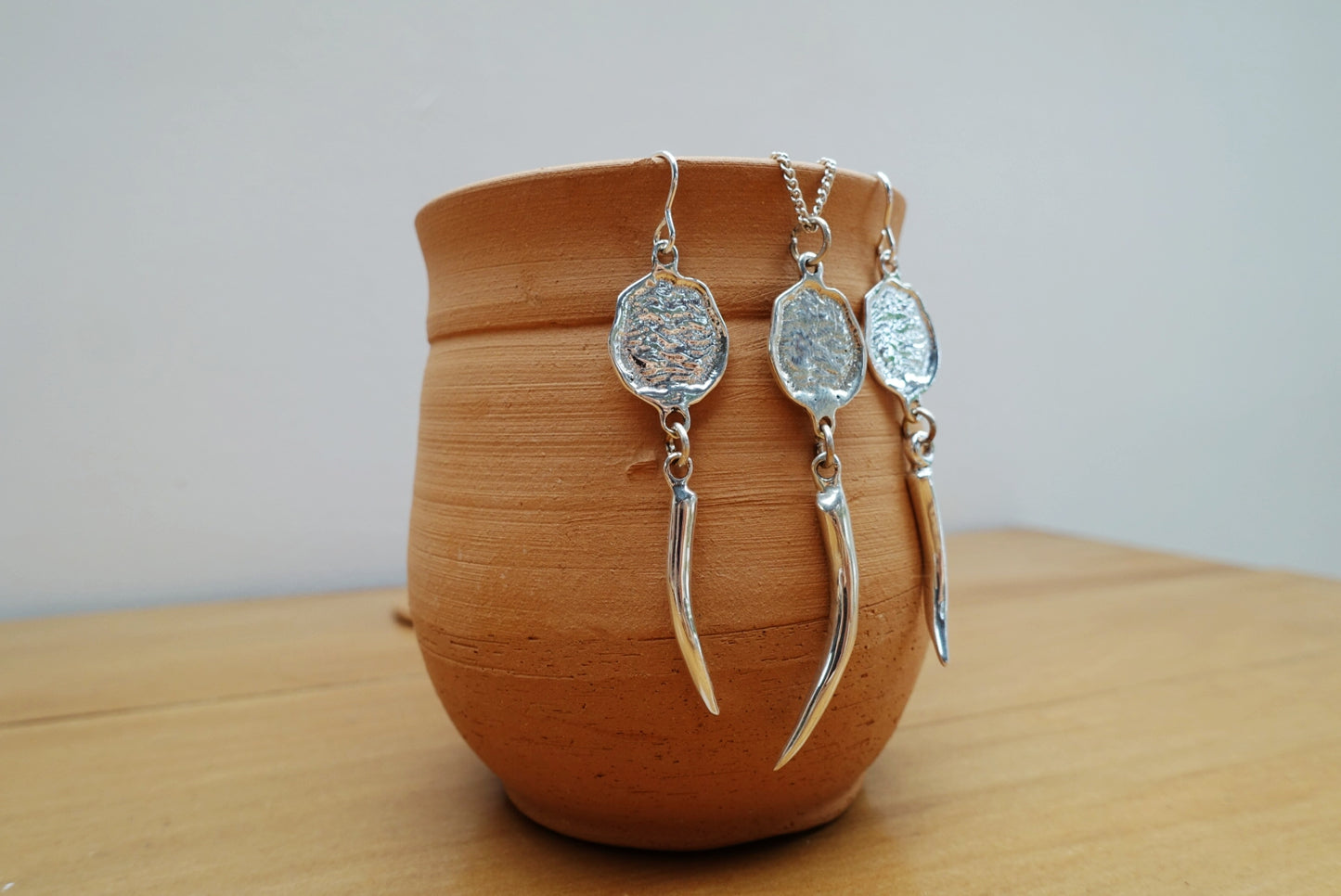 Mara Elephant Footprint + Single Tusk Asilia Set