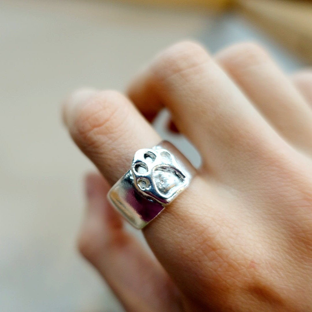 Sarabi Paw Rahisi Ring