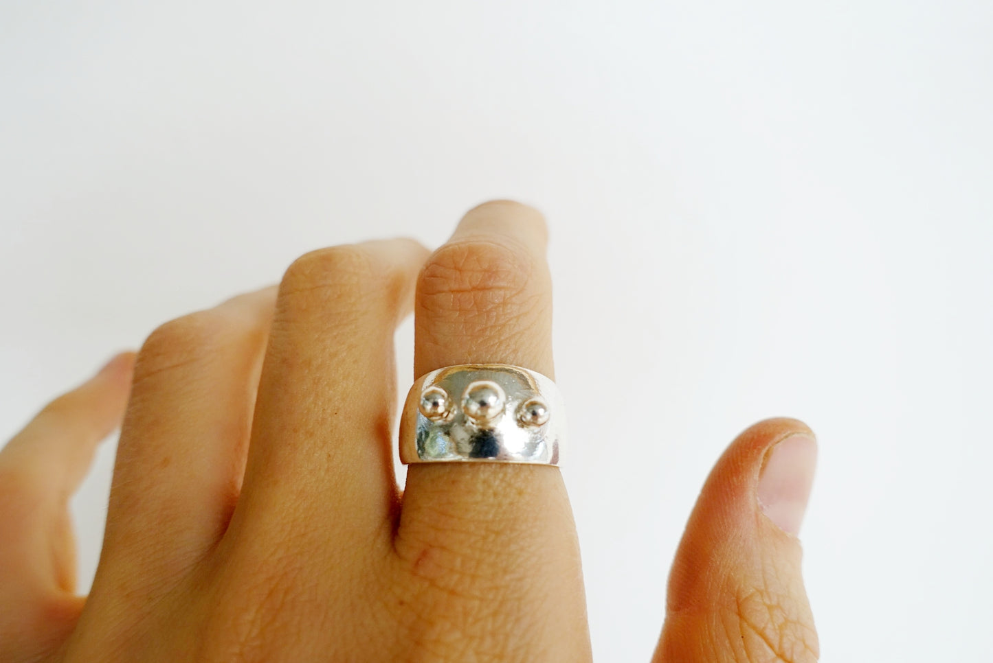 Speckled Razi Ring - (Wednesday)