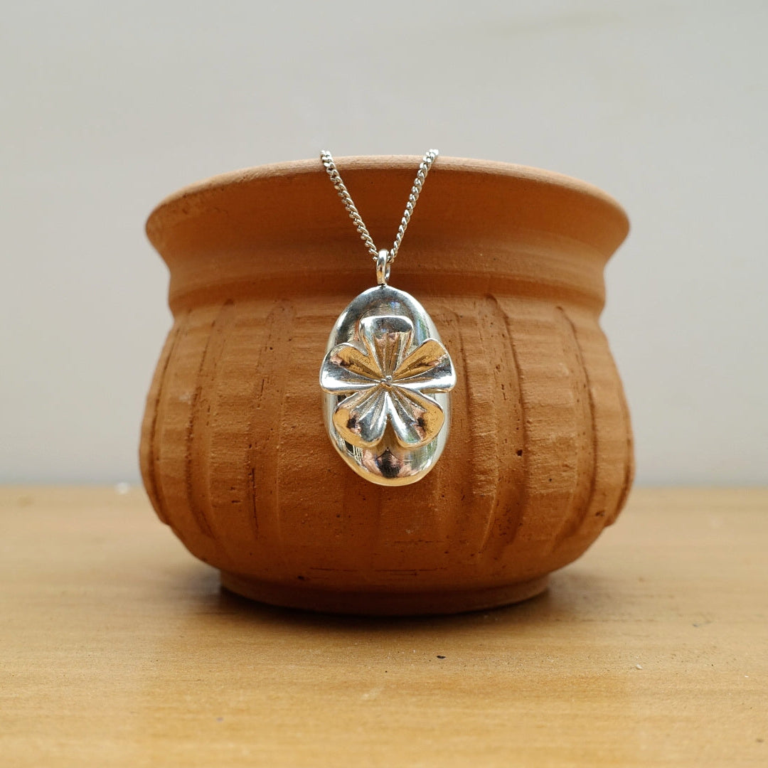 Tropical Flower Shield Asilia Necklace
