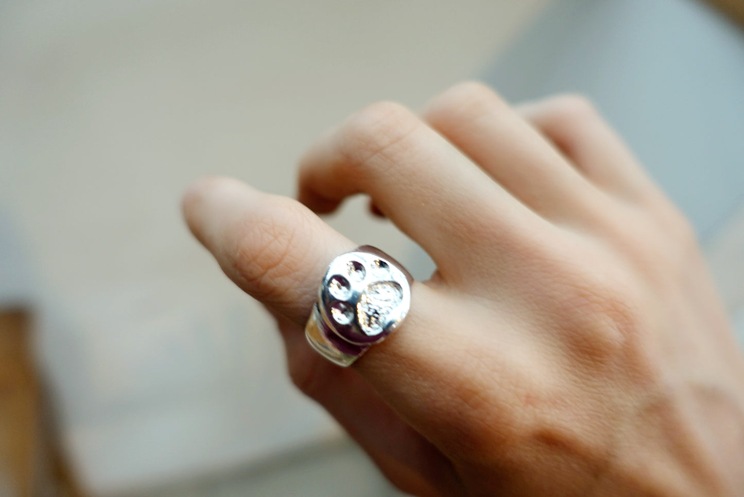 Tsavo Lion Footprint Razi Ring