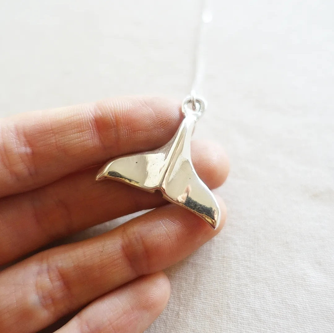 Whale Tail Asilia Necklace