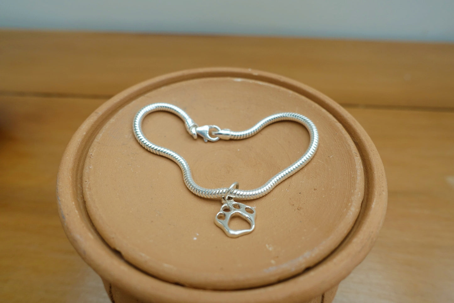 Sarabi Paw Snake Bracelet