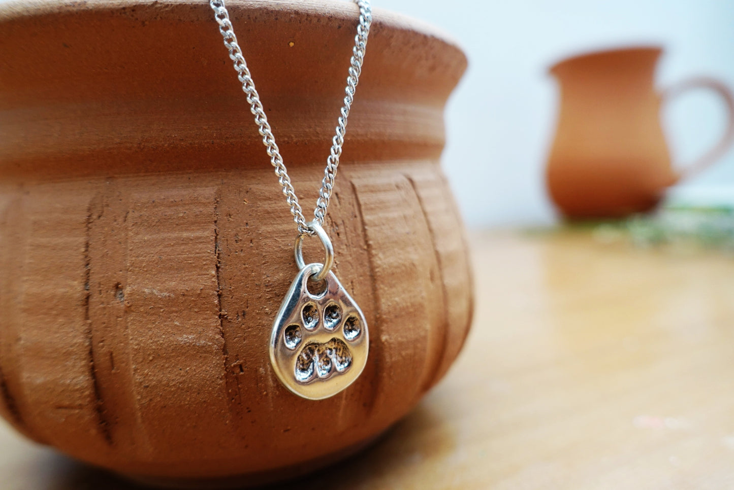 Simba Paw Asilia Necklace