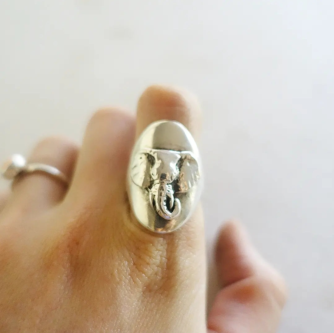 Tsavo Elephant Head Shield Ring