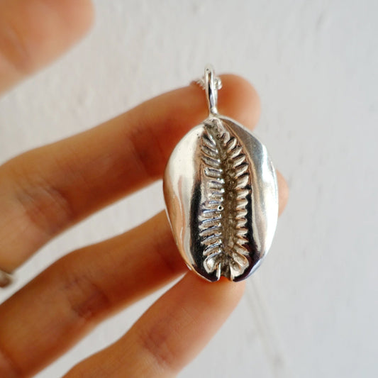 Cowrie Shell (L) Asilia Necklace