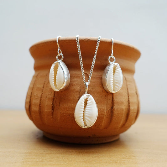 Cowrie Shell (real) Asilia Set