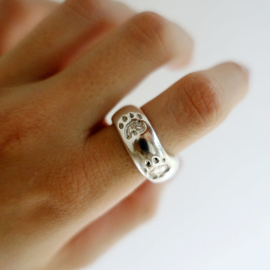 Paw Print Chunky Ring
