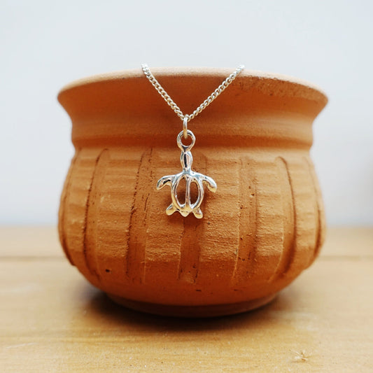 Sea Turtle Asilia Necklace