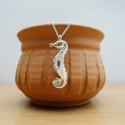 Seahorse Asilia Necklace