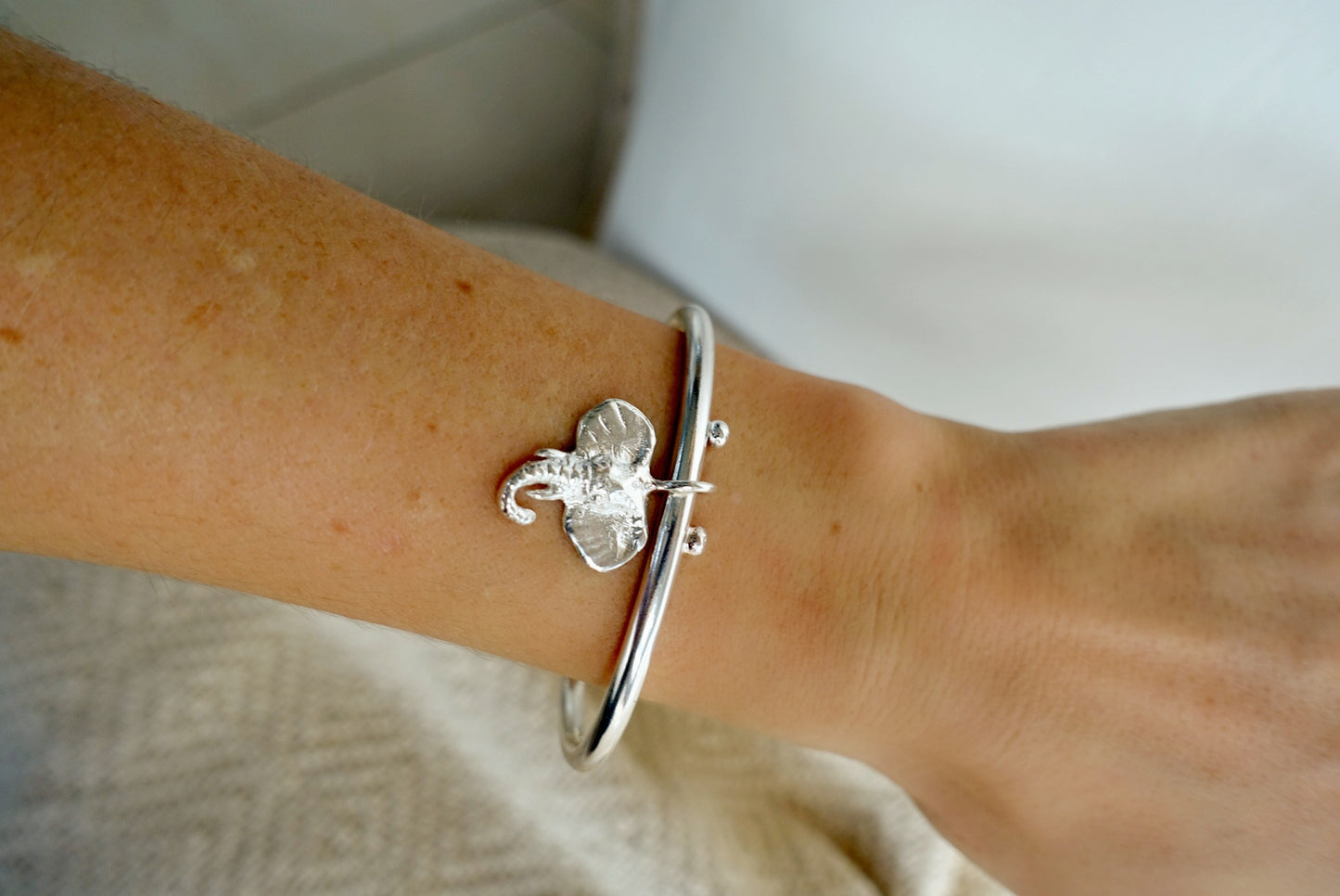 Tsavo Elephant Head - Speckled Charm Bangle