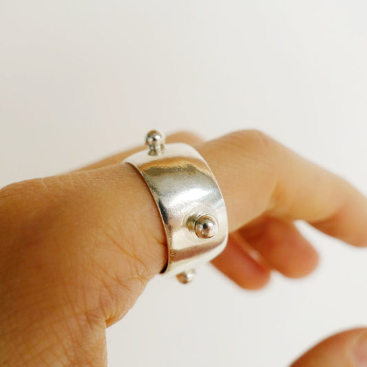 Speckled Rahisi Ring - (Thursday)