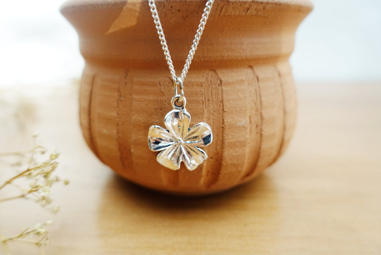 Tropical Flower Asilia Necklace