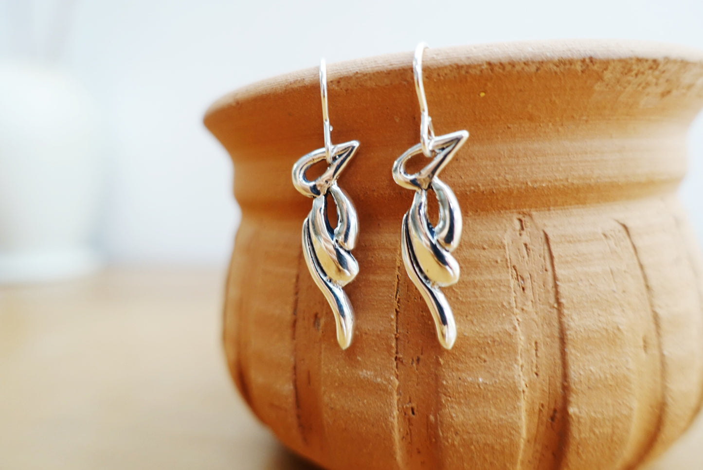 Bird (Wagtail) Asilia Earrings