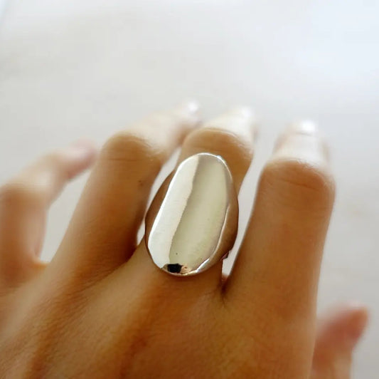 Shield Ring (plain)