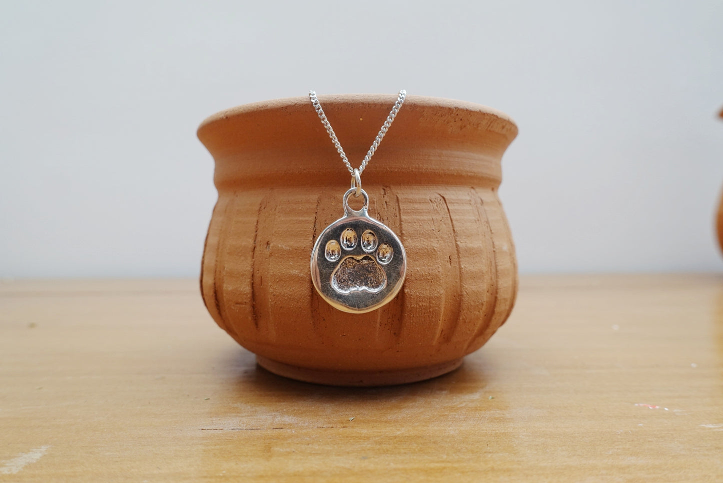 Savannah Paw Asilia Necklace